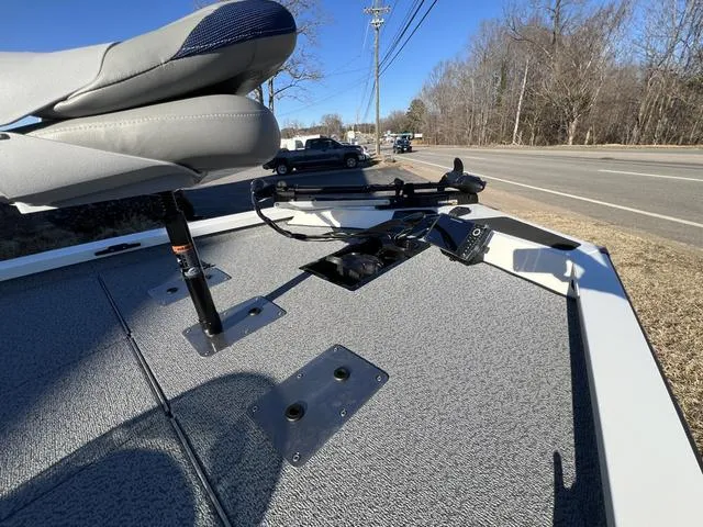 Slide: The Image of G3 Sportsman 1710 2025 - 12