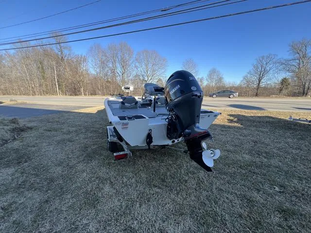 Slide: The Image of G3 Sportsman 1710 2025 - 6