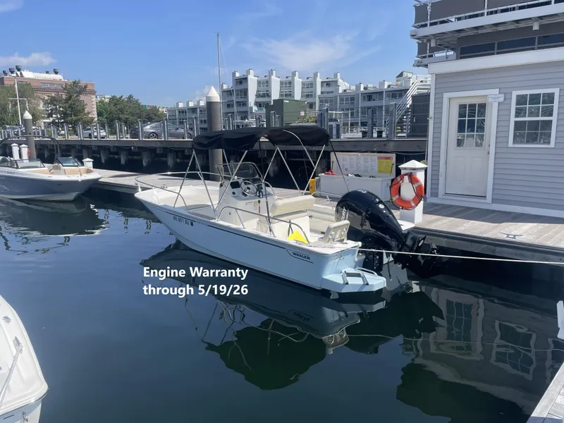 Slide: The Image of Boston Whaler 190 Montauk 2024 - 0