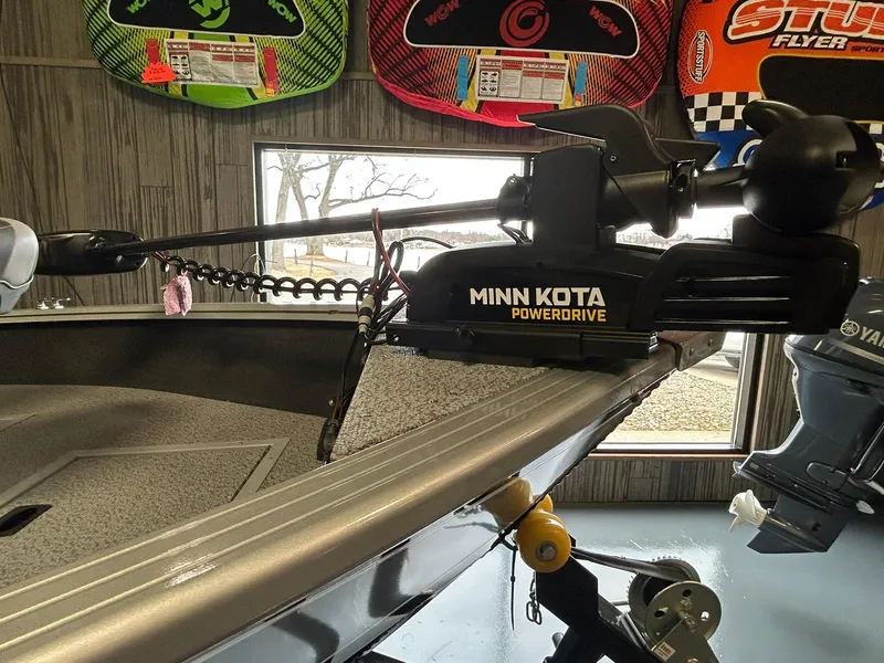 Slide: The Image of Starcraft Stealth 166SC 2025 boat with Minn Kota PowerDrive trolling motor. - 10