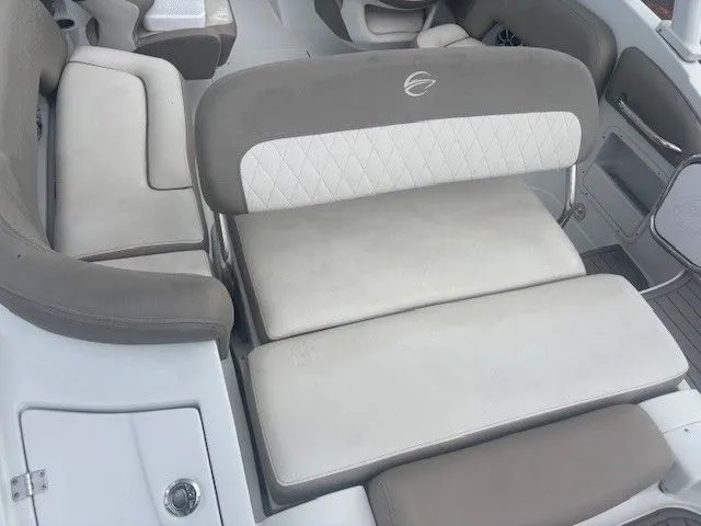 Slide: The Image of Crownline Boats Eclipse E235 XS 2022 - 23