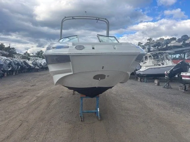 Slide: The Image of Crownline Boats Eclipse E235 XS 2022 - 4