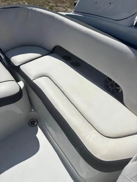 Slide: The Image of Crownline Boats 260 XSS 2022 - 2