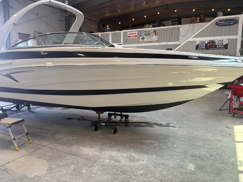 Slide: The Image of Crownline Boats 260 XSS 2022 - 22