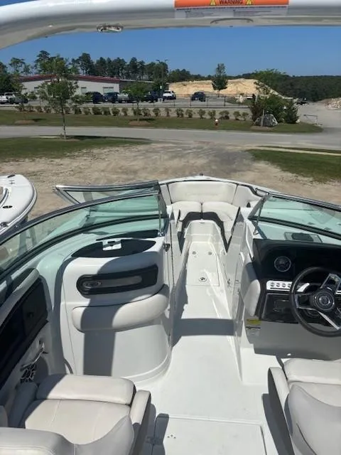 Slide: The Image of Crownline Boats 260 XSS 2022 - 7