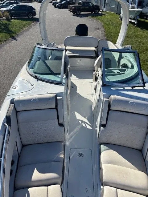 Slide: The Image of Crownline Boats 260 XSS 2022 - 11