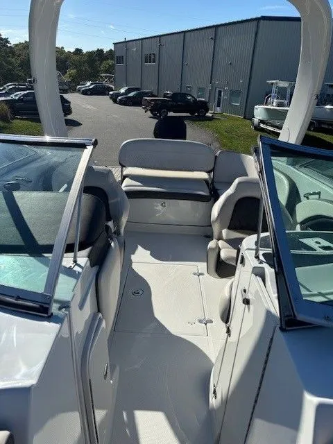Slide: The Image of Crownline Boats 260 XSS 2022 - 13