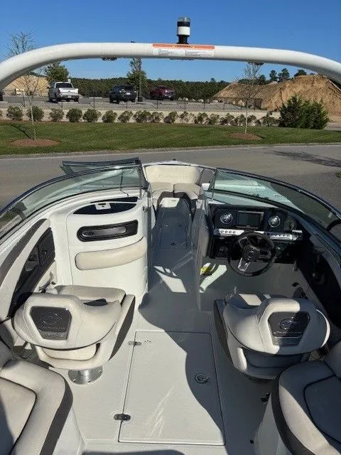 Slide: The Image of Crownline Boats 260 XSS 2022 - 7