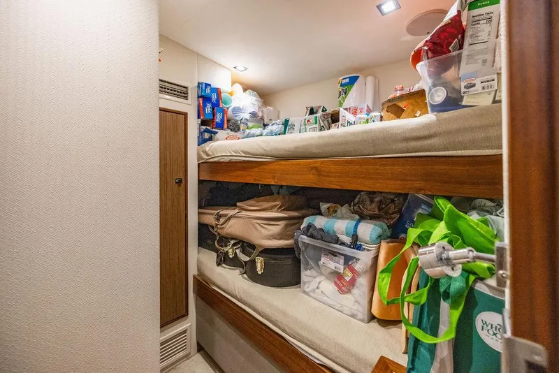 Slide: The Image of Hatteras 80 Motor Yacht 2013 - 172