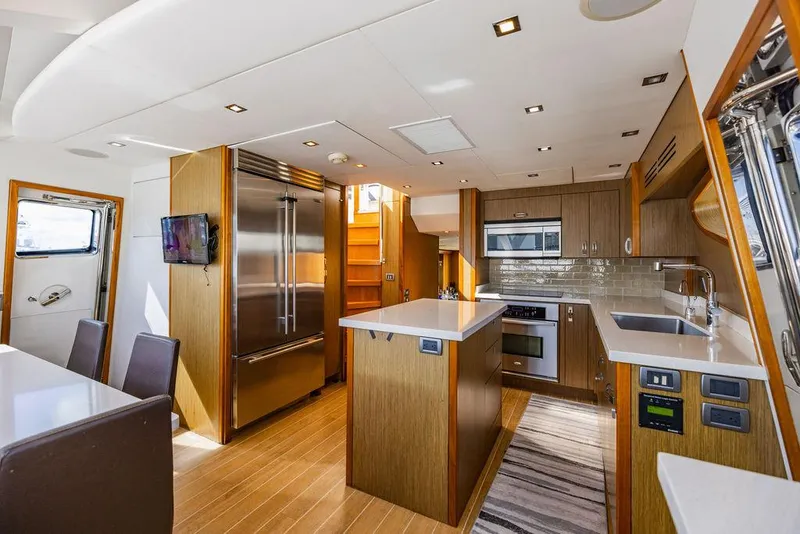 Slide: The Image of Hatteras 80 Motor Yacht 2013 - 57