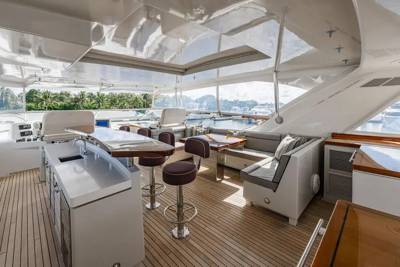Slide: The Image of Hatteras 80 Motor Yacht 2013 - 94