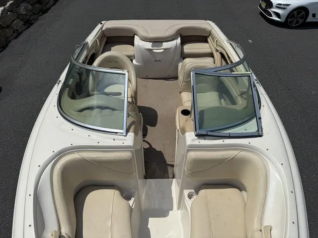 Slide: The Image of Sea Ray 190 2001 - 15