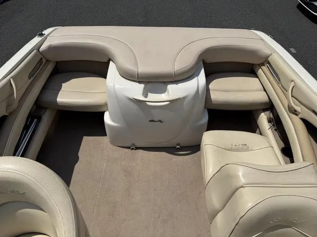 Slide: The Image of Sea Ray 190 2001 - 17