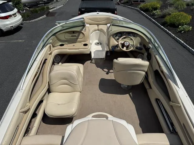 Slide: The Image of Sea Ray 190 2001 - 8