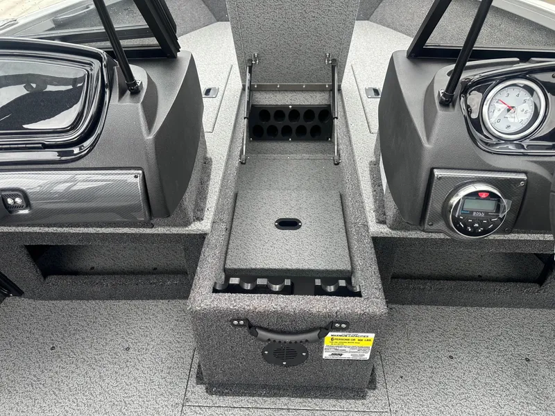 Slide: The Image of Crestliner Hawk 1650 WT JS w/ 90HP Mercury! 2025 - 5