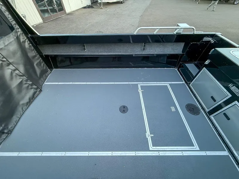 Slide: The Image of North River 25 Seahawk Fastback 2026 - 14