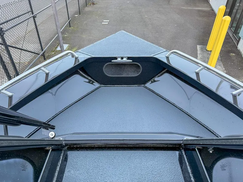 Slide: The Image of North River 25 Seahawk Fastback 2026 - 5