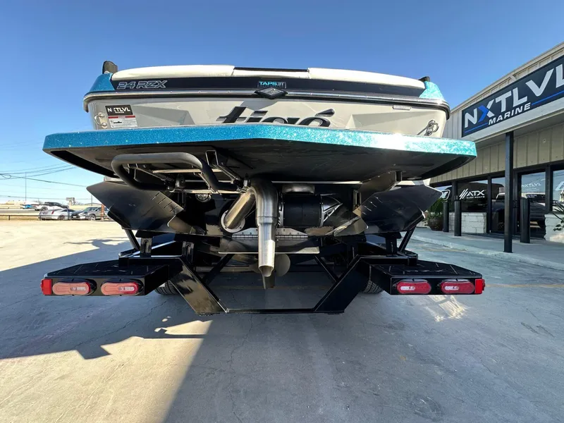 Slide: The Image of Tigé 24RZX 2022 - 26