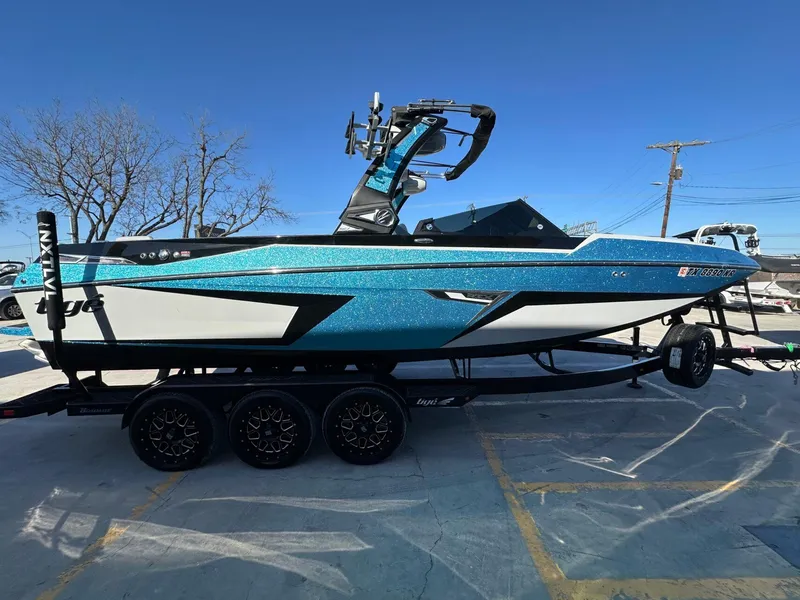 Slide: The Image of Tigé 24RZX 2022 - 5