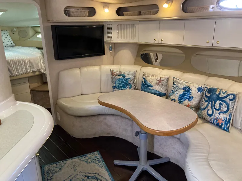 Slide: The Image of Lounge - 32