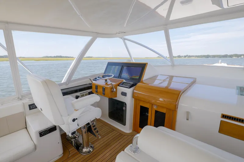 Slide: The Image of Donzi 58 Legal Holiday - Exterior Helm Area - 15