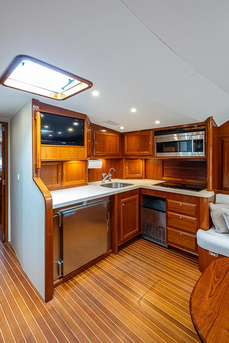 Slide: The Image of Donzi 58 Legal Holiday - Interior Cabin - 26