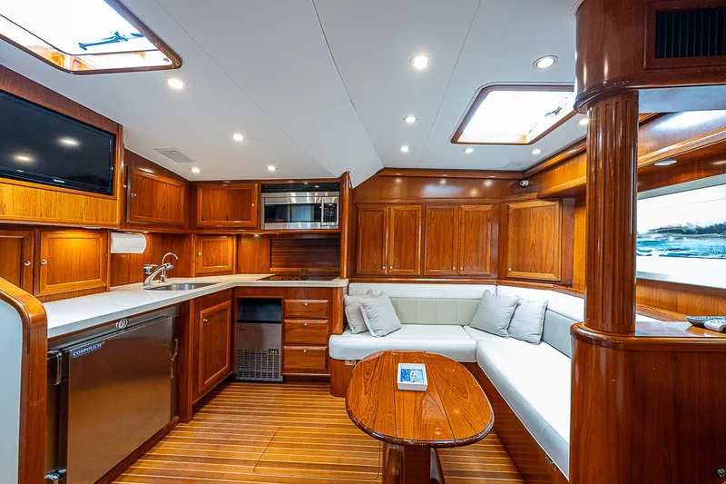 Slide: The Image of Donzi 58 Legal Holiday - Interior Cabin - 27