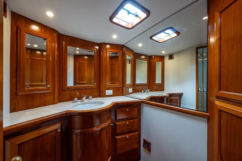 Slide: The Image of Donzi 58 Legal Holiday - Interior Head - 33