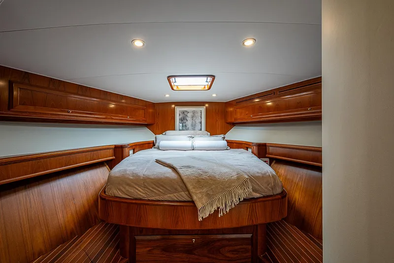 Slide: The Image of Donzi 58 Legal Holiday - Interior Stateroom - 37