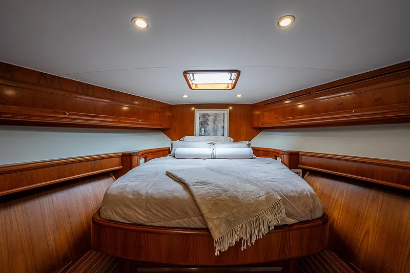 Slide: The Image of Donzi 58 Legal Holiday - Interior Stateroom - 38