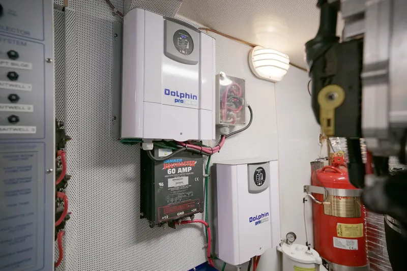 Slide: The Image of Donzi 58 Express 2005 - 60