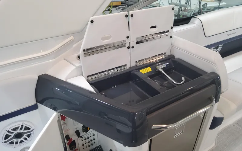 Slide: The Image of Formula 310 Bowrider OB 2025 - 51