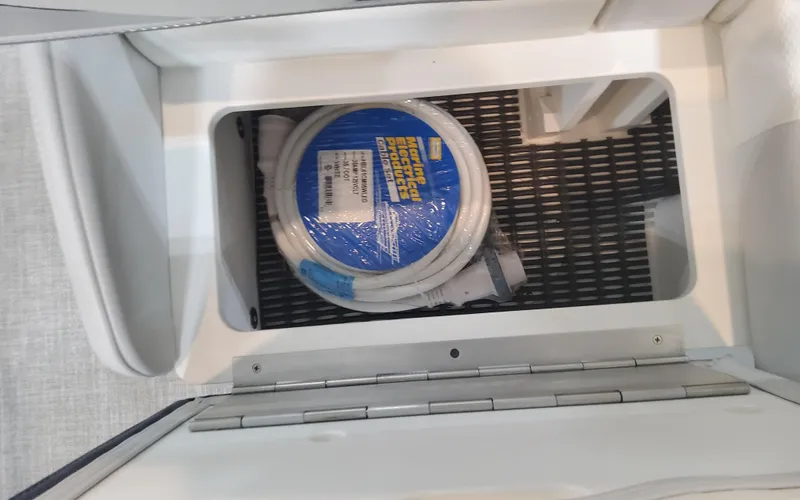 Slide: The Image of Formula 310 Bowrider OB 2025 - 52