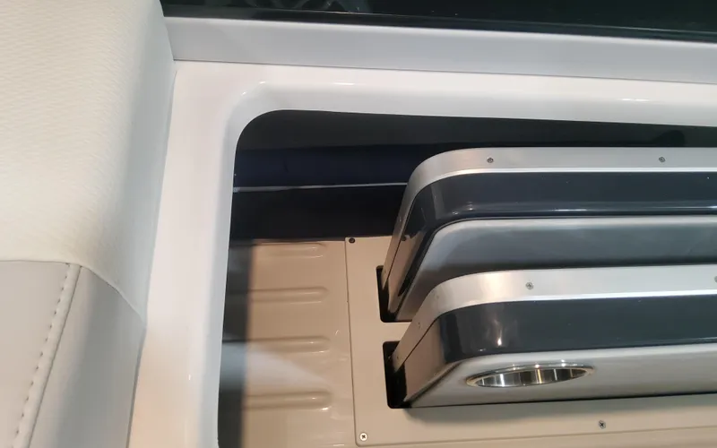 Slide: The Image of Formula 310 Bowrider OB 2025 - 54