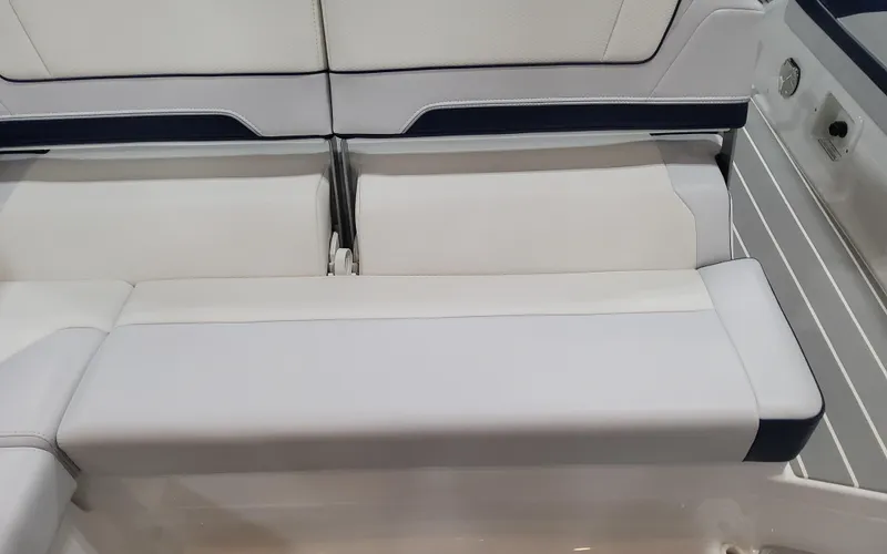 Slide: The Image of Formula 310 Bowrider OB 2025 - 57