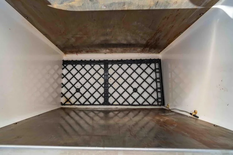 Slide: The Image of Ocean Yachts 56 TUNAR - Salon - 22