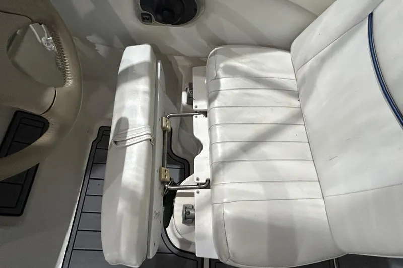 Slide: The Image of Helm Seat Bolster on this  - 26