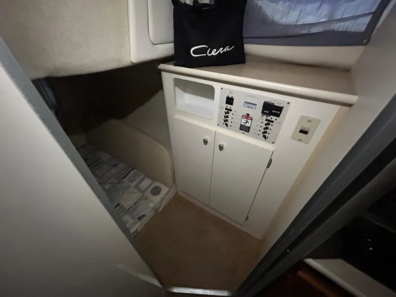 Slide: The Image of Aft cabin entrance - 58