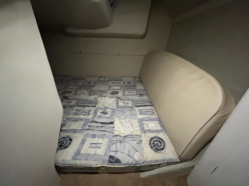 Slide: The Image of Aft Berth Entrance  - 60