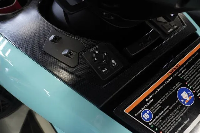 Slide: The Image of Yamaha FX Cruiser HO 2025 - 15