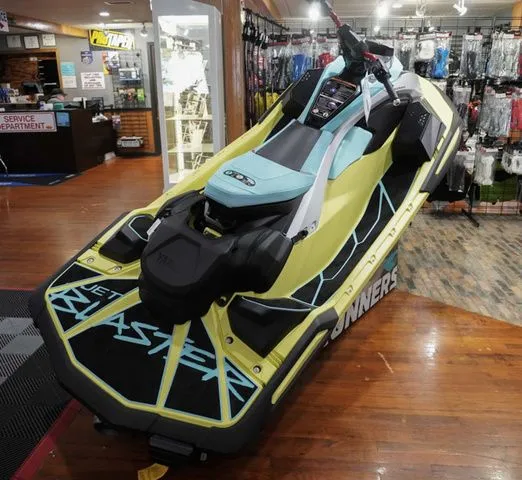 Slide: The Image of Yamaha JetBlaster PRO 2-Up 2025 - 4