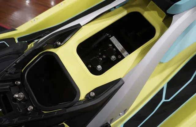 Slide: The Image of Yamaha JetBlaster PRO 2-Up 2025 - 9