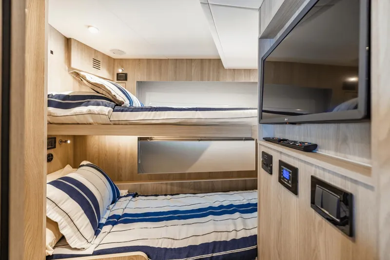 Slide: The Image of Azimut 78 2023 - 116