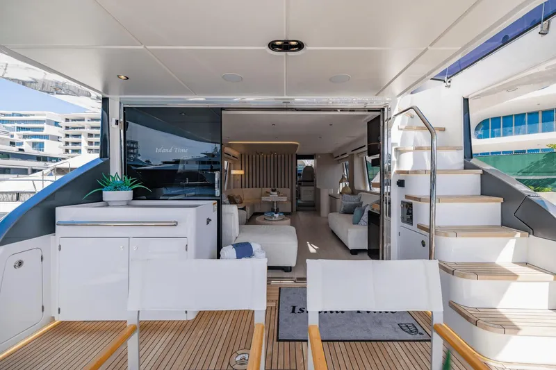 Slide: The Image of Azimut 78 2023 - 55