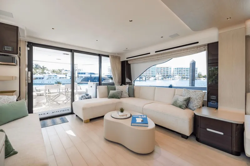 Slide: The Image of Azimut 78 2023 - 59