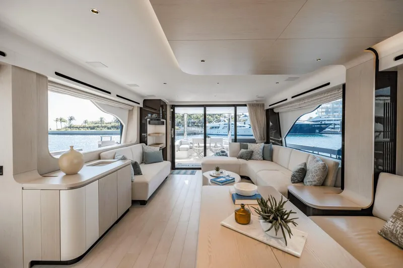 Slide: The Image of Azimut 78 2023 - 61