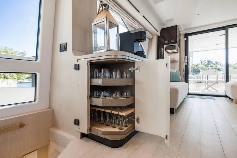 Slide: The Image of Azimut 78 2023 - 78