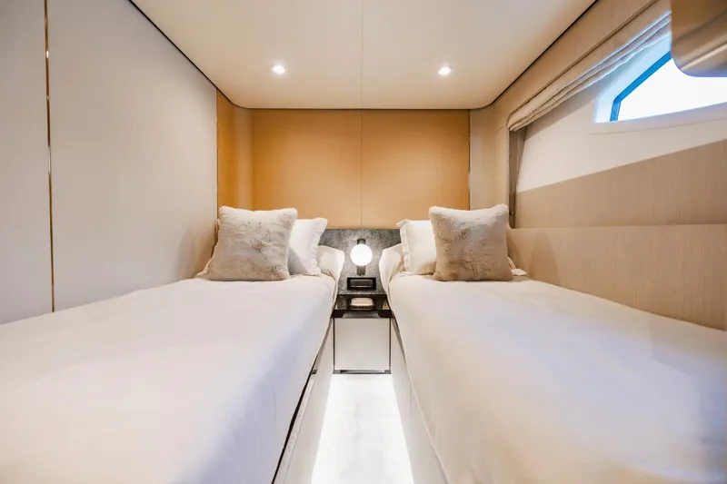 Slide: The Image of Azimut 78 2023 - 83