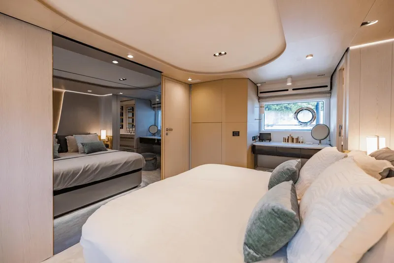 Slide: The Image of Azimut 78 2023 - 92