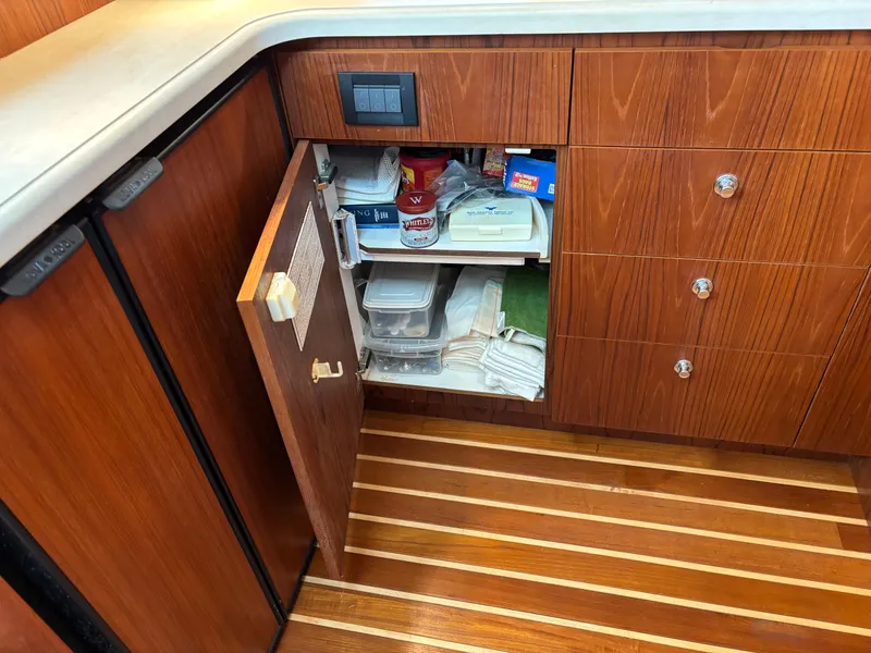 Slide: The Image of Tiara 3800 Open 2005 - 51